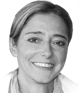 254x300_portrait-anne-chanie 254x300_portrait-anne-chanie