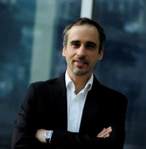 300x306_portrait-stefan-kanis.jpg Thumbnail
