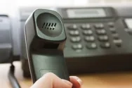 8222-phone_-___Galina_Vdovenko_-_Fotolia.com-thumb-400x266-7612.jpg