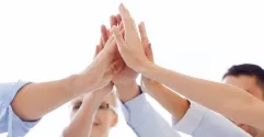 teambuilding_syda_productions_fotolia.jpg